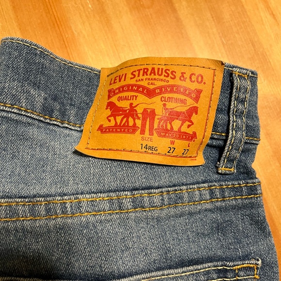 LEVI Womens skinny Jeans 🤎 Size 27 x 27 - Picture 4 of 6